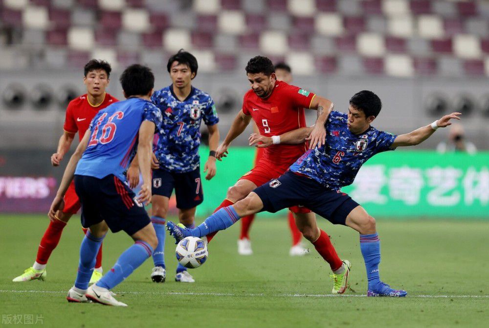 利物浦1-1战平曼城的比赛中，阿诺德为克洛普的球队打入了扳平比分的一球。